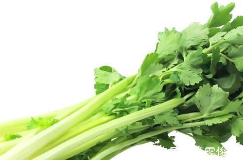 改善睡眠|中国约有3亿人失眠?晚餐5种食物是“祸根”,饭桌上常有!