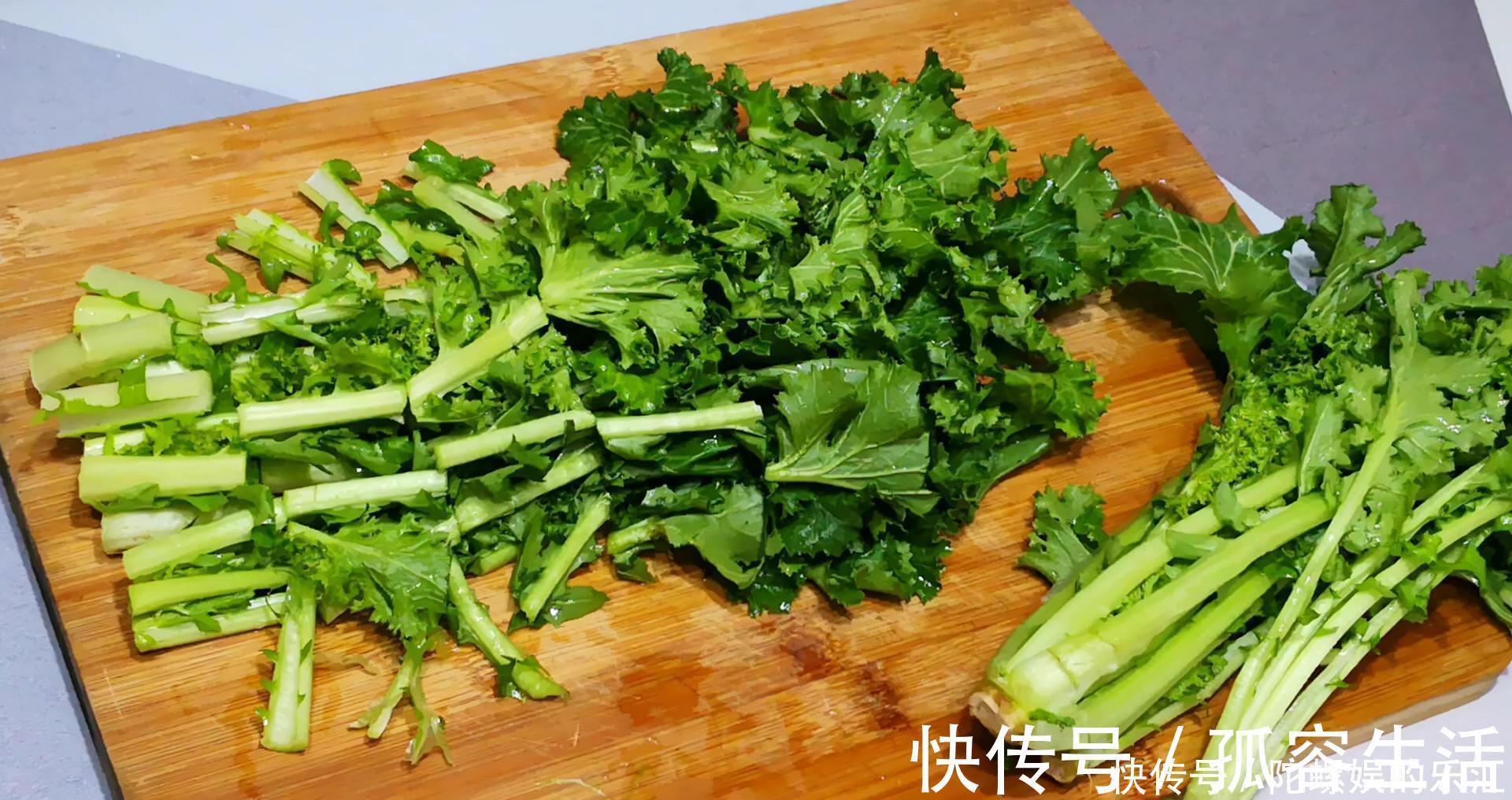 晓峰|炒粉条时总是爱坨爱粘连？大厨教我诀窍，粉条又香又滑，不粘锅！