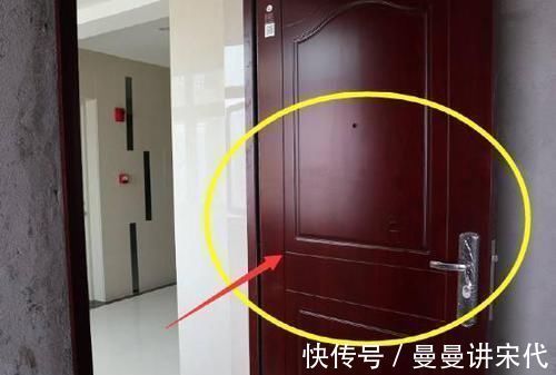 防盗门|良心建材老板透露，开发商装的入户门该不该换，这是听过的好答案