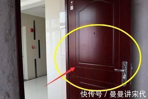 防盗门|良心建材老板透露,开发商装的入户门该不该换,这是听过的好答案