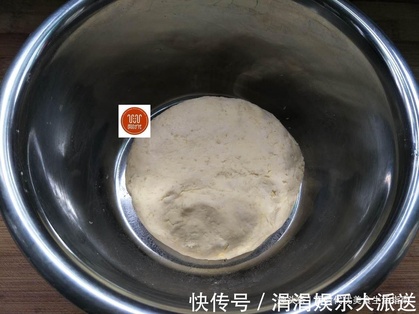 玉米饼，教你一招，比城里卖的蛋糕还要好吃，儿子一下吃了5个