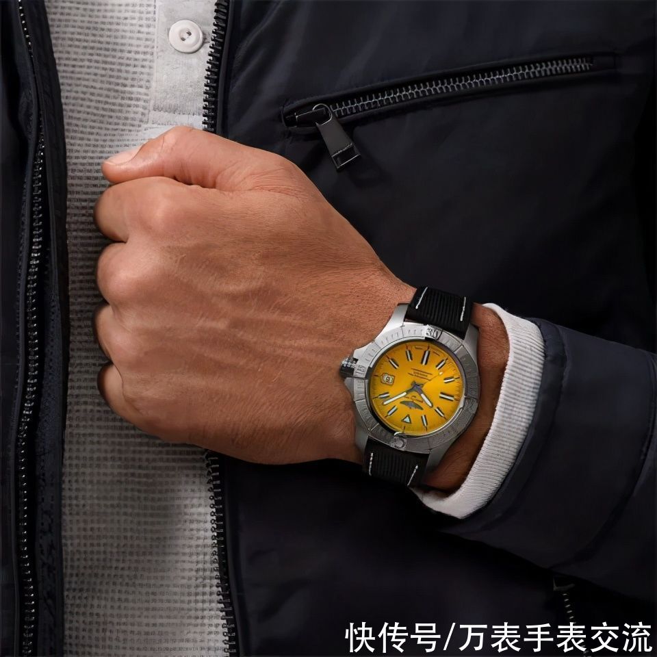 那些身高1米8有肌肉的小伙儿,颜值吊打明星,全靠这些表