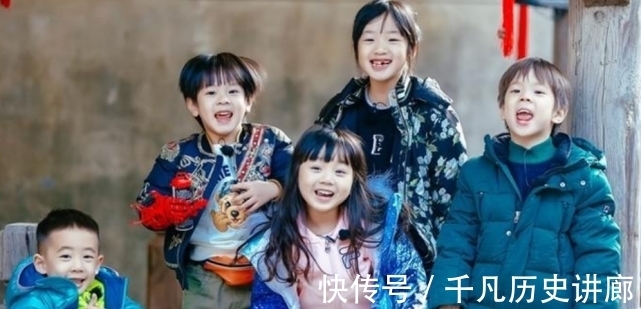 吴尊|《爸哪5》4年变化:NeiNei姐弟身高惊人,嗯哼变硬汉,小泡芙变样