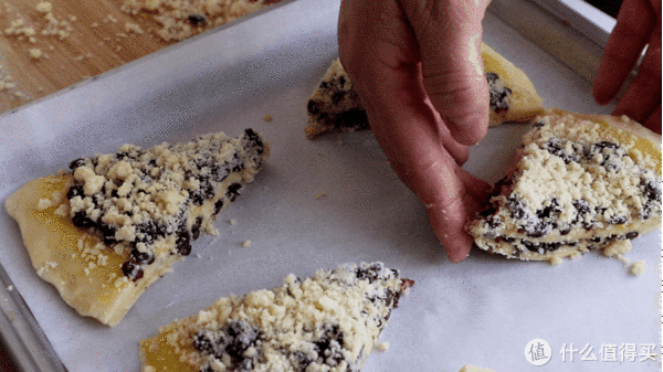 完美复刻星巴克“红豆司康”，奶香浓郁，酥脆可口，下午茶首选