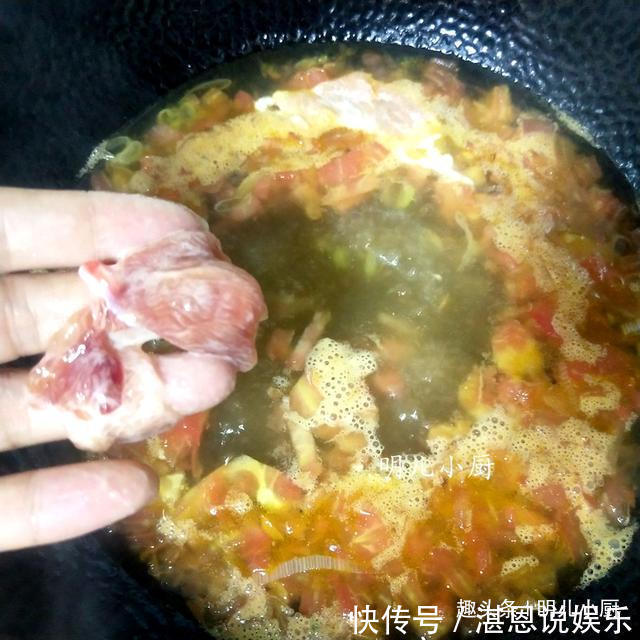 三伏天多喝此汤，滴油不放10分钟出锅，汤酸爽肉鲜嫩，天天吃不腻