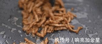 肉丝怎么炒才能“不塞牙”巧用4步3窍门,吃肉像吃豆腐一样嫩滑!