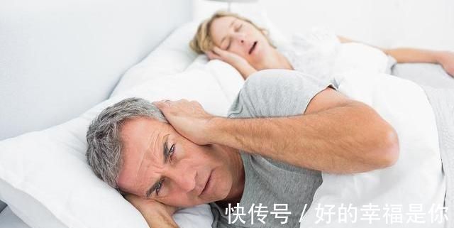 睡眠质量|血脂异常，睡觉可能有5种迹象，常喝2茶，保护血管，降血脂