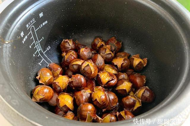 香甜|我家糖炒栗子从不买,有电饭锅就能做,1秒剥皮,香甜软糯超好吃