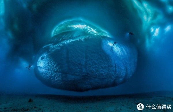 宝珀极光绿：以纳米着色，塑造流动的光谱艺术