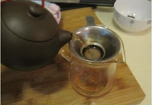 不脏|茶叶第一泡水到底脏不脏应不应该倒掉告诉你正确的喝茶做法
