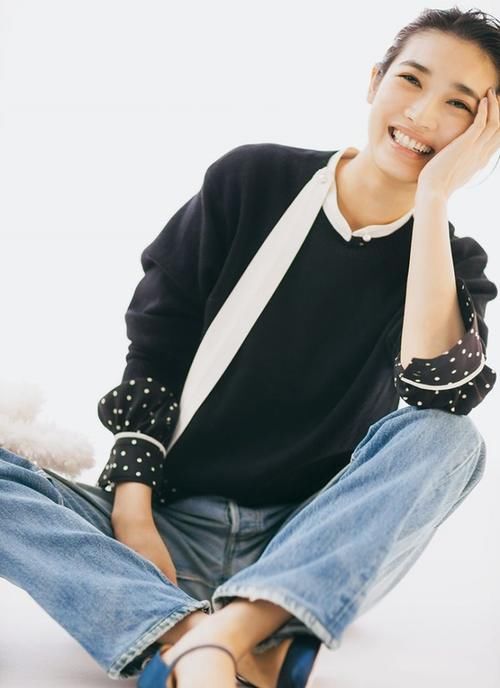 简单|穿打底毛衣时,怎么才时髦?3个简单“穿搭小技巧”,别说学不会