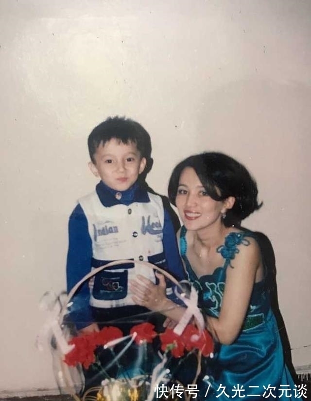 因《我是歌手》一战成名的迪玛希,现在哪儿去了?