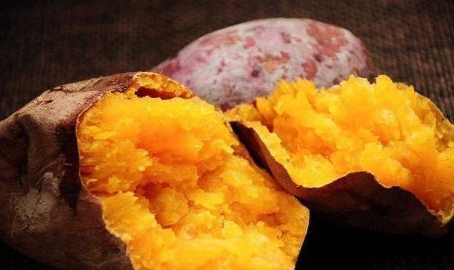 红薯具有较高的营养价值,但有两类人千万不能吃,一定要记住