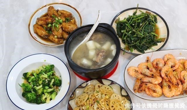 晚餐不知道吃啥照着我家的做，一星期不重样，荤素搭配顿顿美味