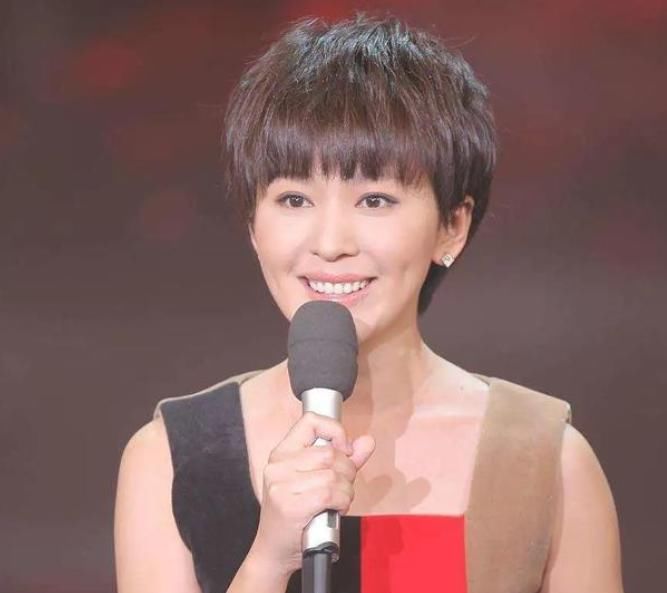 上海早晨|还记得“最美国脸”欧阳夏丹吗离开央视新闻后，她过得怎么样