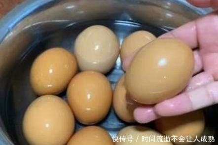 水煮鸡蛋容易裂开不好吃！记得加2料，鸡蛋完整不开裂，鲜香好剥壳