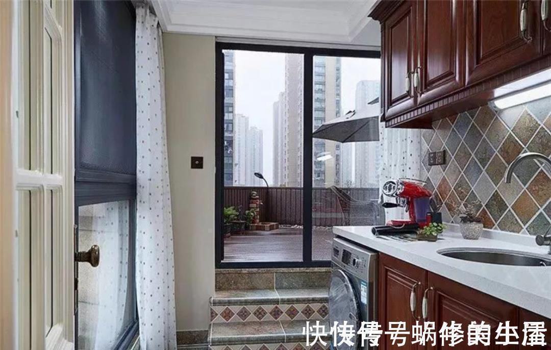 小阳台|越来越多的人关心厨房的小阳台,究竟该如何利用才不浪费?