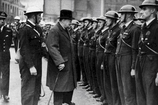 意大利|二战中的“奇葩”意大利军队,不让我投降,我就打得你落荒而逃