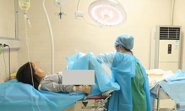 医生|分娩时怕疼想剖却被医生拒绝,孕晚期多做这四件事,更有助于顺产