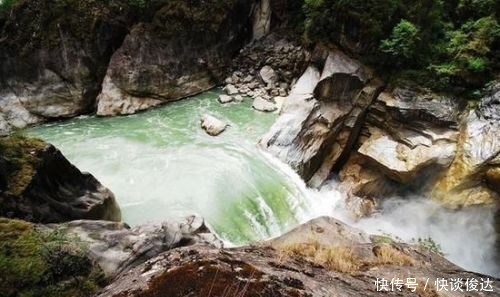 大峡谷|大峡谷中的隐士——藏布巴东瀑布群