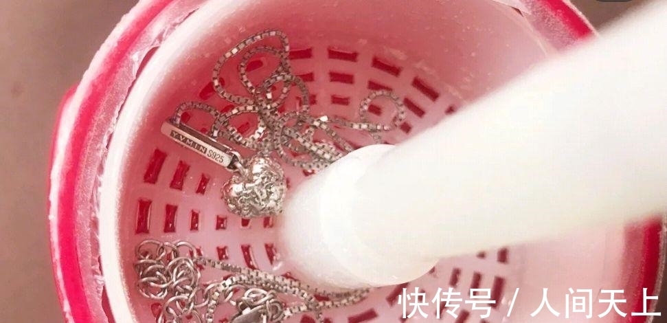 黄金&清洗黄金珠宝首饰有啥小妙招?金店洗首饰用什么?珠宝控来揭秘!