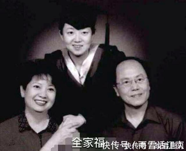 谢瑶环&李维康各时期老照片,从小美到老,图7有高玉倩,最后一张全家福