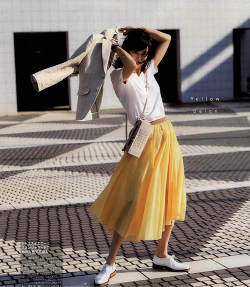 搭配 真正会穿的女人都偏爱“半身裙”,看日系潮人你就知道了,太洋气