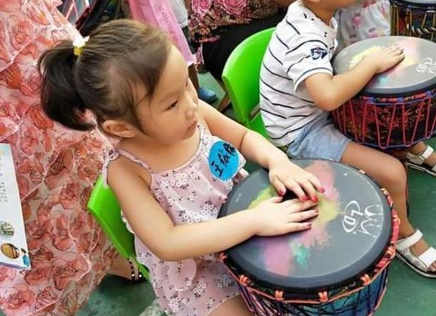 幼儿园老师|穷人家孩子藏不住,有经验的幼儿园老师一眼就能看出,是因这3点