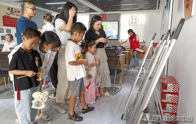 五龙乡！【我们的节日】传统文化浸润童心 浓情中秋巧手共度