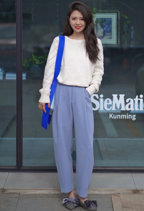 搭配 30+女人出门记得穿毛衣,学潮人这样搭,满足显瘦显高需求!