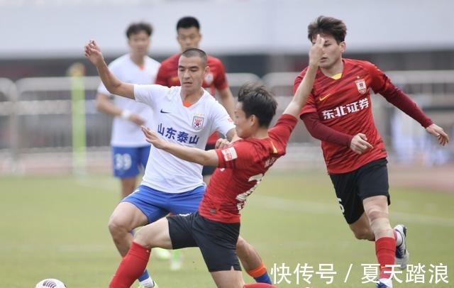 郝伟神|3连平!郝伟神换人,德尔加多拯救球队,中超冠军51分收官