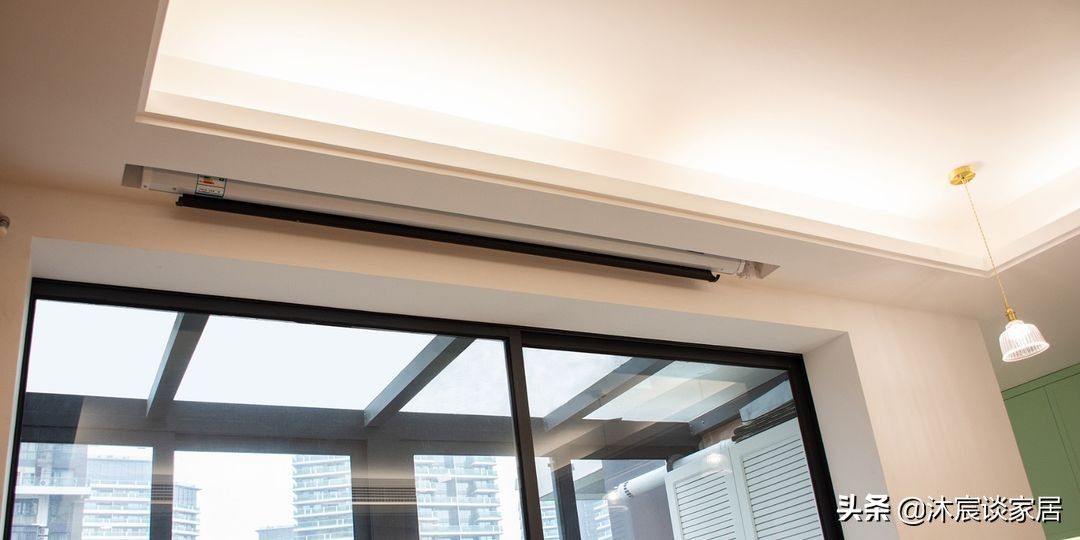 客厅|她家的客厅不一样，用卡座取代沙发，好看又实用，真是小户型救星