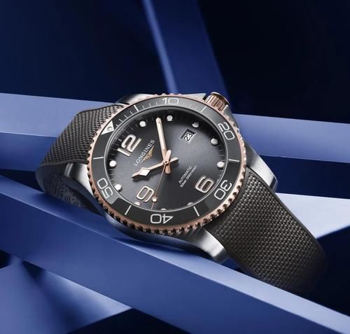 霸屏一整年的浪琴新品，都悄悄地做了什么