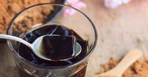 女孩子“姨妈”来了,4种食物敞开吃,排出子宫污血,体重悄悄降