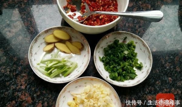 剁椒鱼头终极教程!看完后新手变大厨,错过后悔3年哦