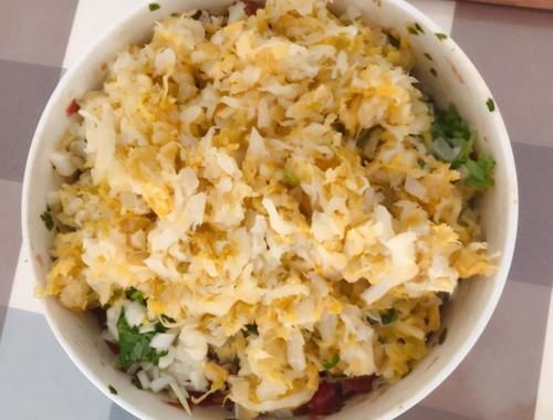 饺子|酸菜饺子好吃有窍门，这1步是关键，做对了馅香汁多味鲜，无异味