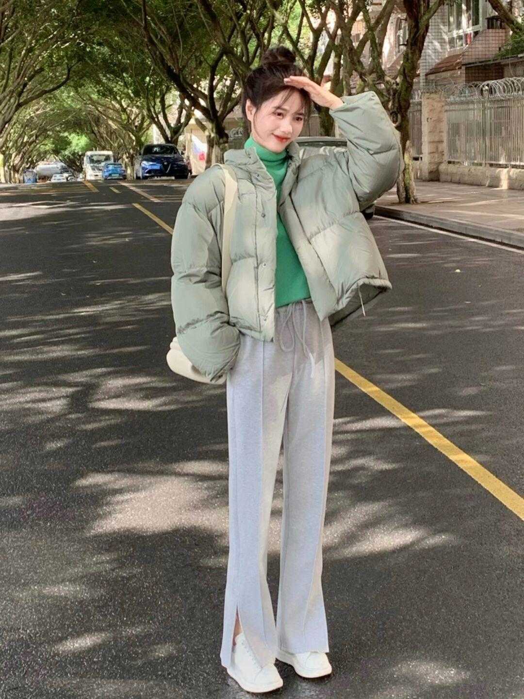 单品 适合与羽绒服搭配的内衬全在这,穿衣经常被说臃肿的,可以码住了