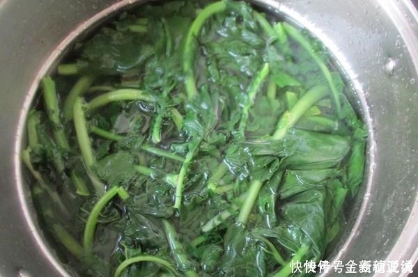 这菜是“蔬菜皇后”，却总被当垃圾扔掉，明目护眼，好吃到舔手指