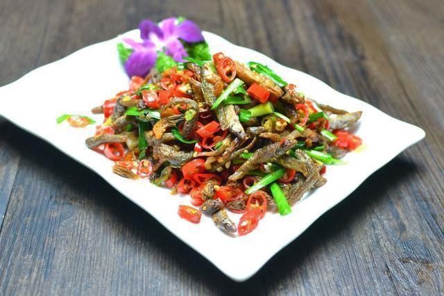 爱美|女性爱美要学会吃三种美食，祛皱抗衰，排毒消脂，清理体内毒素