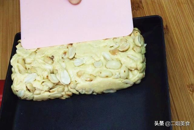 一袋棉花糖,一把花生,教您自制牛轧糖,零添加,做法简单还好吃