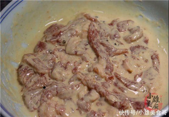 正确做法|炸酥肉，调面糊最忌加清水，教你正确做法，炸出酥肉不回软更酥脆