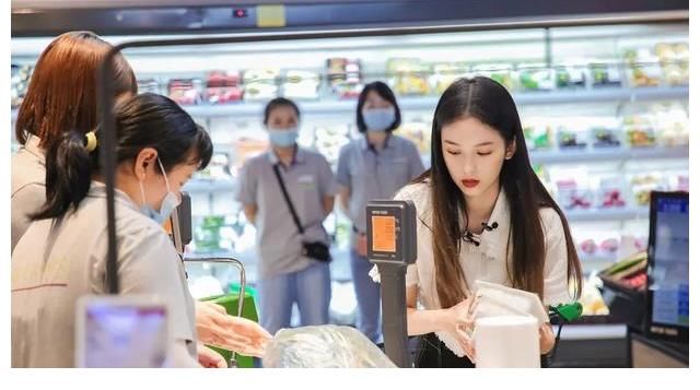 综艺|过家家！《中餐厅5》嘉宾完全不会做饭，伪经营类综艺真看不下去