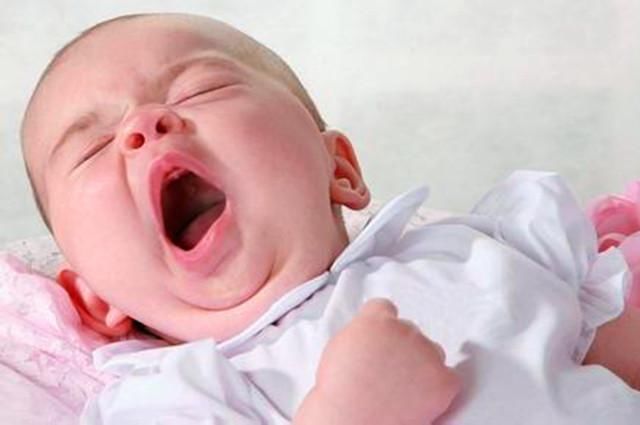 习惯|这几种错误的喂娃习惯会害了宝宝，宝妈一定要警觉！