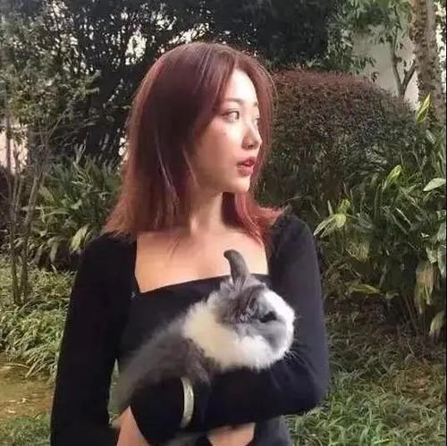 用一支口红开启一年的好心情～