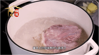 炖牛肉时,这味香料一定要放!20分钟软烂入味、不塞牙,很多人都放错,难怪又老又柴