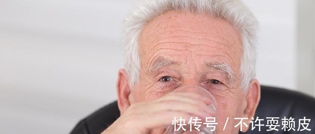 秘诀|日本新公布的长寿秘诀排名运动排最后,第一名可能多数人没想到!