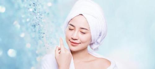 女人尽量别在这3个时间段敷面膜,尤其是第2个,比熬夜还伤皮肤