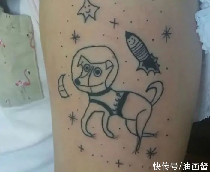 古怪|不会画画的纹身师,纹出歪扭的小纹身,生涩俏皮让人忍俊不禁