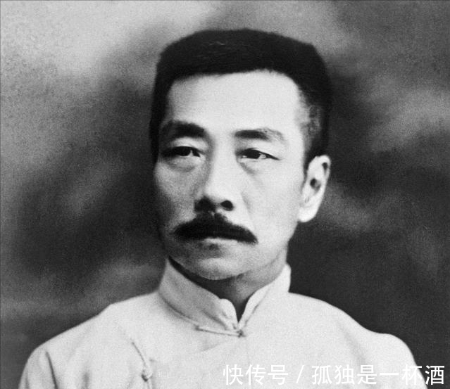 传统书法!鲁迅的书信曝光,字迹堪称绝唱,绵里藏针,自成一家,让人折服