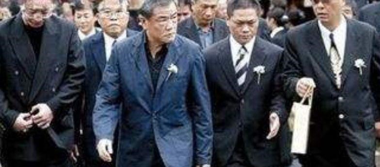 李明强@湖北一位黑帮老大,奋斗了一生,死前悲鸣我只为了一碗粥!